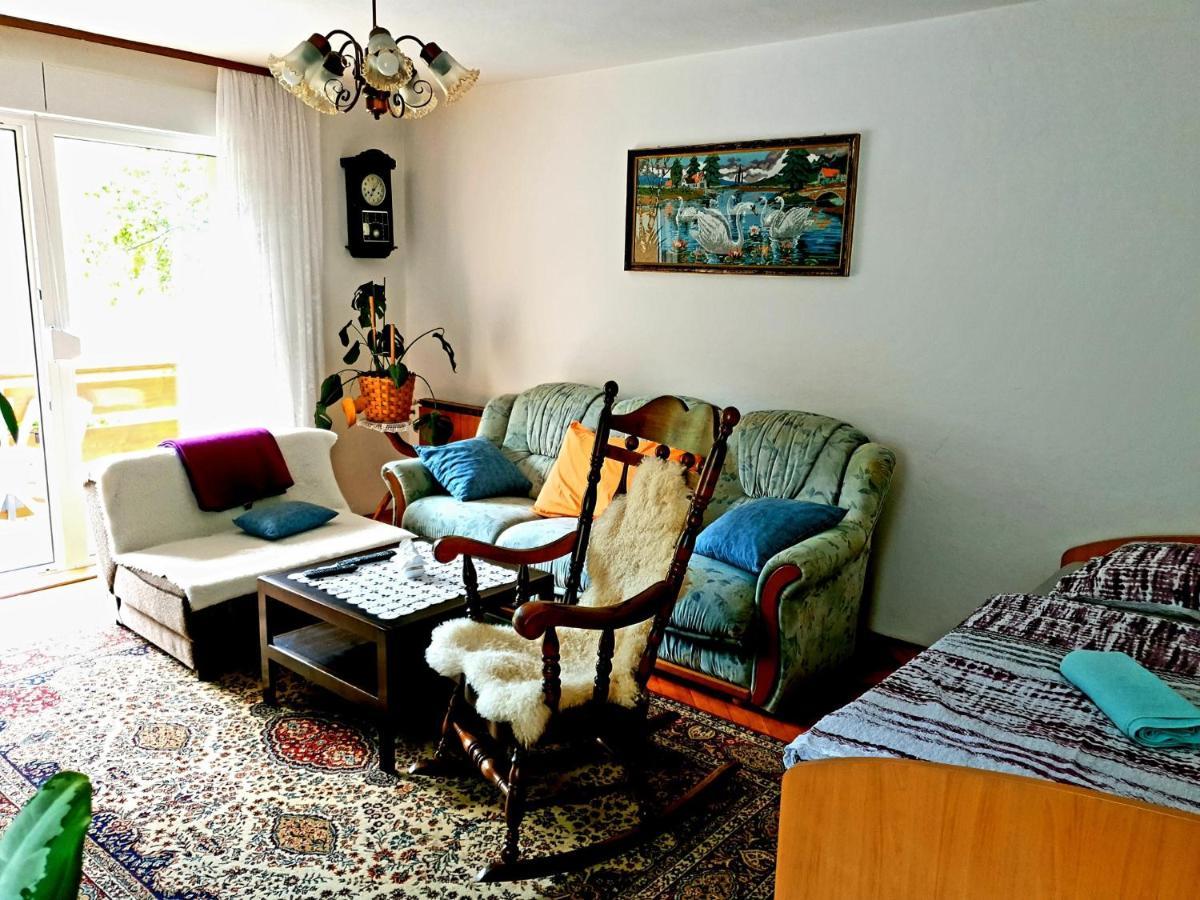 Apartment And Garden House Among The Mountains Podbrdo Экстерьер фото